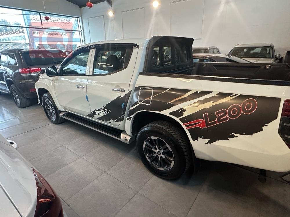 ميتسوبيشي L200